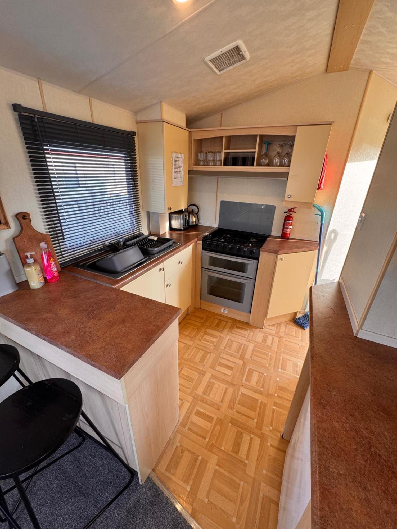 3 Bedroom 8 Berth Cosy Static Family Caravan Chalet