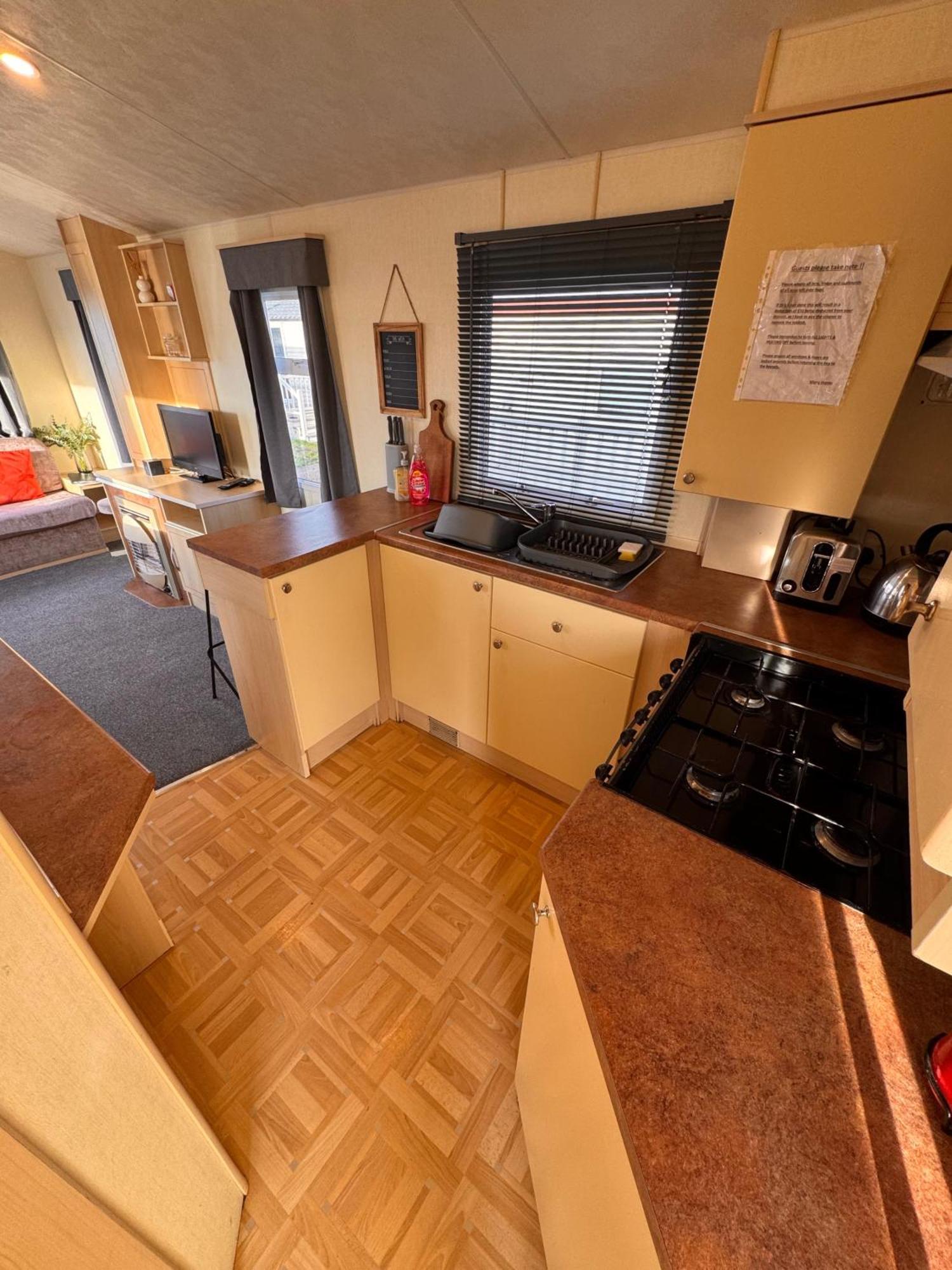 3 Bedroom 8 Berth Cosy Static Family Caravan Chalet
